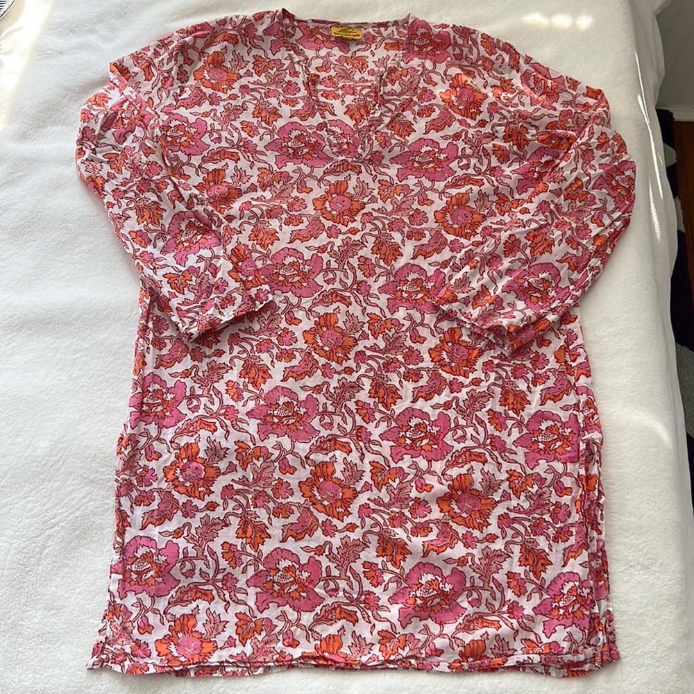 Roberta Roller Rabbit small and light tunic in pink, orange, and white
